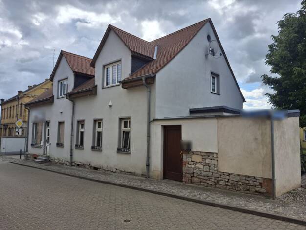 Mehrfamilienhaus zum Kauf 249.948 € 8 Zimmer 237 m² 740 m² Grundstück Alsleben Alsleben (Saale) 06425