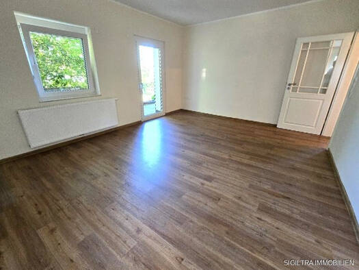 Wohnung zur Miete 700 € 3,5 Zimmer 77 m² frei ab sofort Börger 26904