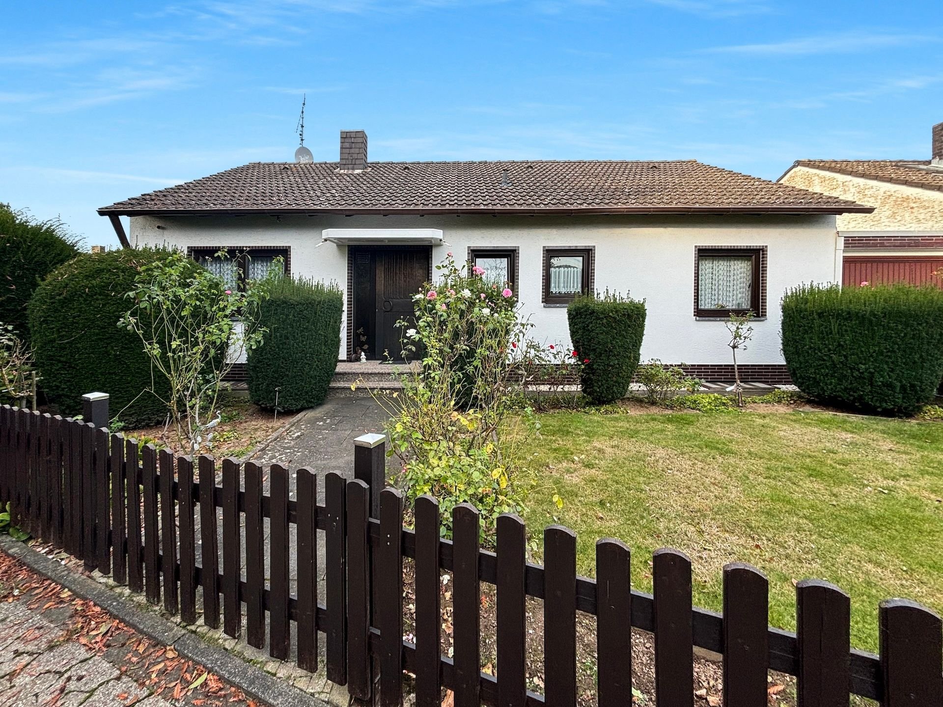 Bungalow zum Kauf 365.000 € 4 Zimmer 98,7 m²<br/>Wohnfläche 585 m²<br/>Grundstück Odendorf Swisttal 53913