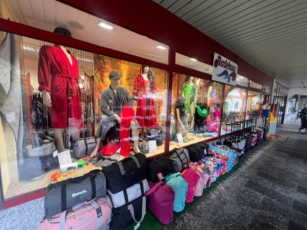 Laden zur Miete provisionsfrei 1.650 € 115 m² Verkaufsfläche Neuer Marktplatz 7 Bad Birnbach Bad Birnbach 84364