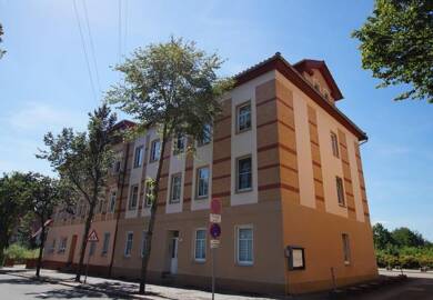 Wohnung zur Miete 320 € 2 Zimmer 59,2 m² 2. Geschoss Bahnhofstraße 9 Triptis Triptis 07819