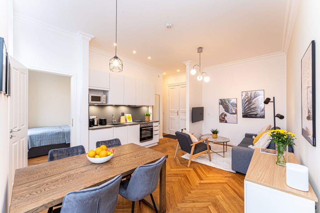 Wohnung zur Miete Wohnen auf Zeit 2.782 € 3 Zimmer 55 m²<br/>Wohnfläche 01.12.2024<br/>Verfügbarkeit Danziger Straße Prenzlauer Berg Berlin 10435