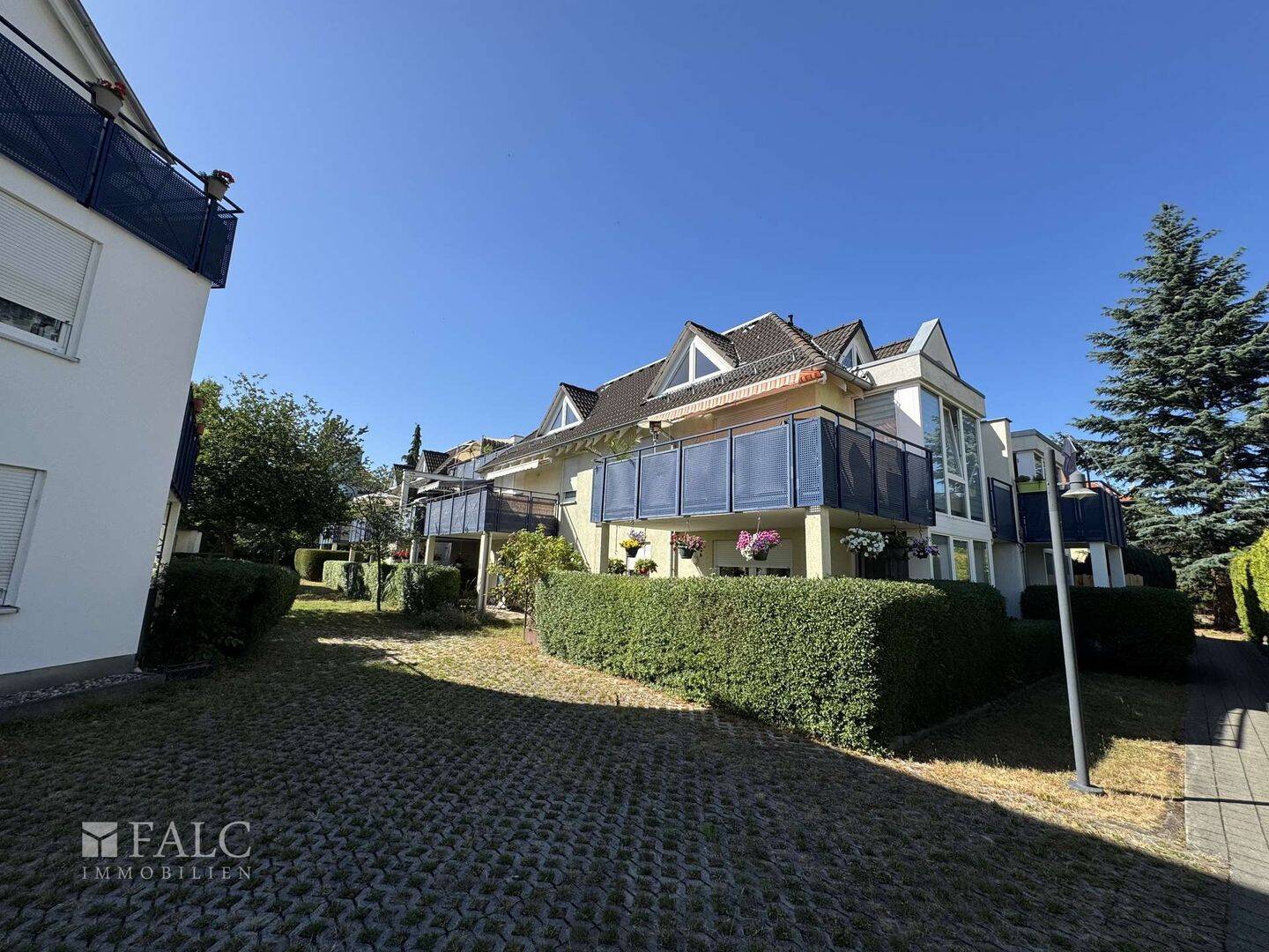 Property thumbnail 6