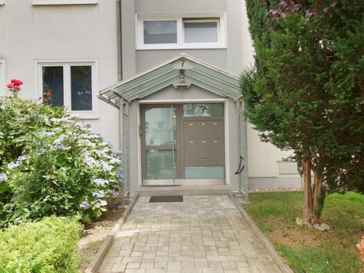 Wohnung zum Kauf 289.000 € 4 Zimmer 71 m² Geschoss 2/2 frei ab sofort Bebelstraße 7 Vennhausen Stadtbezirk 8 40627