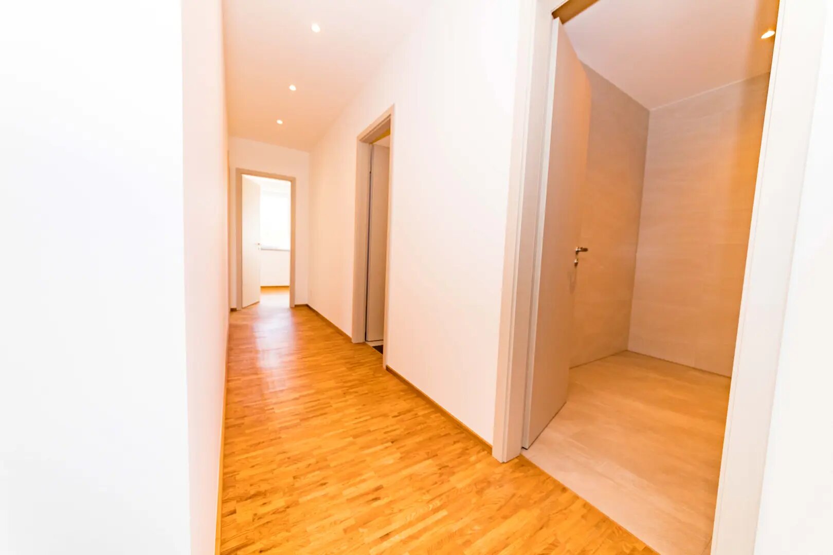 Wohnung zum Kauf provisionsfrei 149.400 € 4 Zimmer 166 m²<br/>Wohnfläche ab sofort<br/>Verfügbarkeit An der Viehweide Wohla Burkau 01920