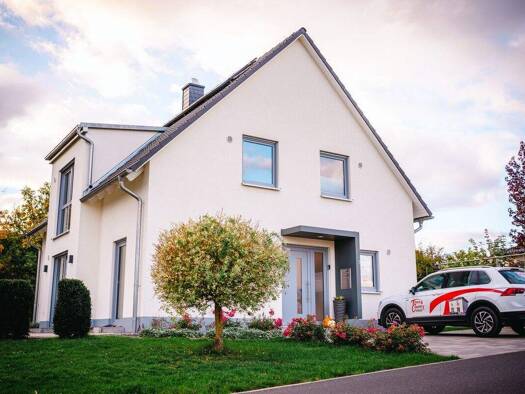 Einfamilienhaus zum Kauf 297.110 € 7 Zimmer 164 m² 662 m² Grundstück Großgarnstadt Ebersdorf / Großgarnstadt 96237