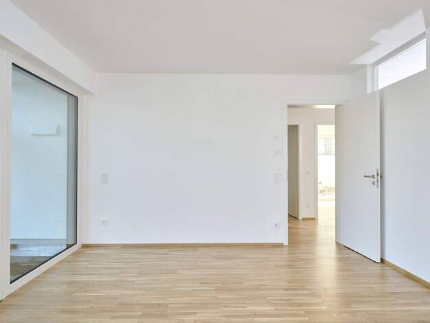 Wohnung zur Miete - Erstbezug 1.205 € 3 Zimmer 82,5 m² EG frei ab sofort Frauenbrünnl Straubing 94315