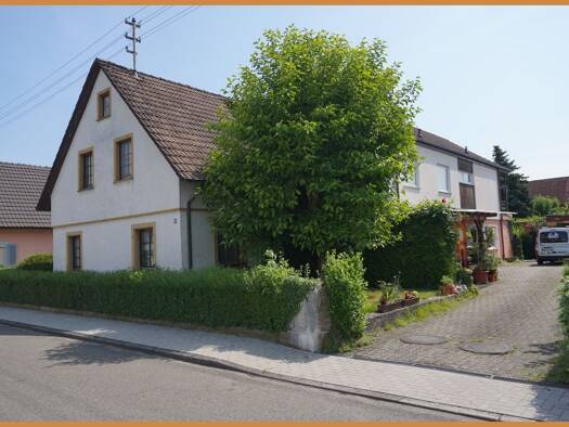 Einfamilienhaus zum Kauf 499.000 € 8 Zimmer 277,6 m² 889 m² Grundstück Altenheim Neuried 77743