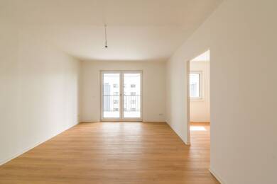 Wohnung zur Miete 759 € 4 Zimmer 92 m² 4. Geschoss frei ab sofort Thierbacher Straße 13 Kitzscher Kitzscher 04567
