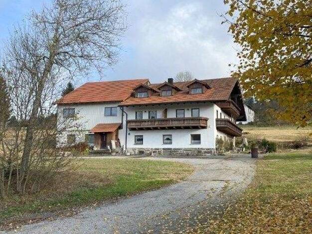 Einfamilienhaus zum Kauf 690.000 € 11 Zimmer 500 m² 30.201 m² Grundstück Haidmühle 94145