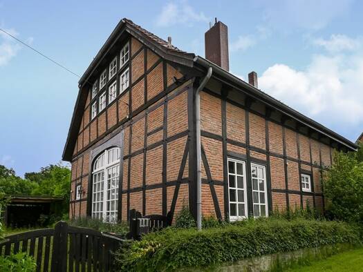 Einfamilienhaus zum Kauf 490.000 € 8 Zimmer 140 m² 727 m² Grundstück Bornum Hannover 30890