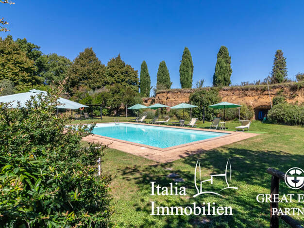 Bauernhaus zum Kauf 1.400.000 € 14 Zimmer 775 m² 31.000 m² Grundstück Orvieto 05018
