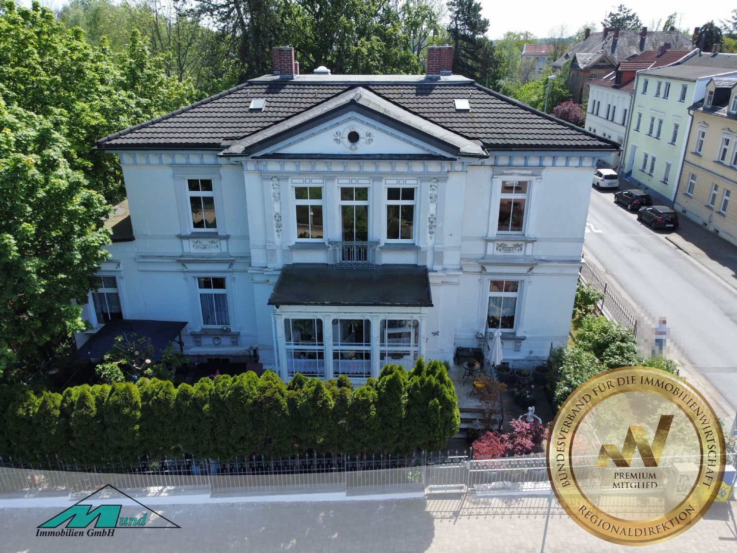 Mehrfamilienhaus zum Kauf 479.000 € 10 Zimmer 365 m²<br/>Wohnfläche 1.620 m²<br/>Grundstück Bad Lausick Bad Lausick 04651