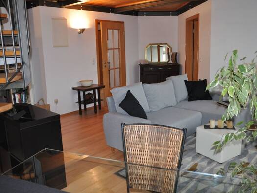 Wohnung zur Miete 1.030 € 2,5 Zimmer 73 m² Geschoss 4/5 frei ab 01.03.2026 Süd Rosenheim 83026