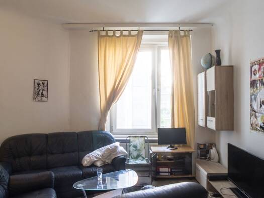 Wohnung zum Kauf 170.000 € 1 Zimmer 40,6 m² 2. Geschoss Braunschweiger Straße 58 Neukölln Berlin 12055