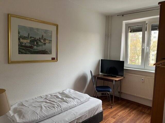 Property thumbnail 4