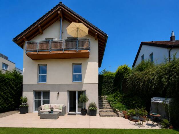 Einfamilienhaus zum Kauf 755.000 € 4 Zimmer 150 m² 597 m² Grundstück Ochsenfurt Ochsenfurt 97199