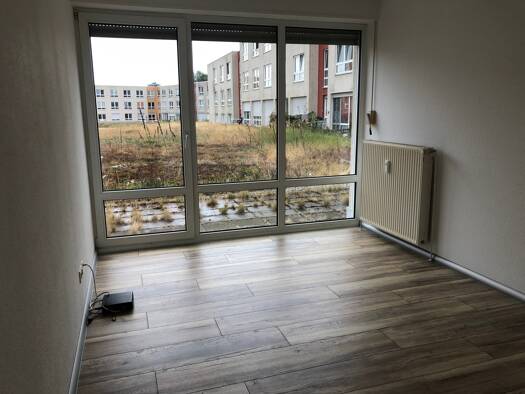 Wohnung zur Miete 230 € 1 Zimmer 21,5 m² EG frei ab sofort Feldstraße 1 Mittweida 09648