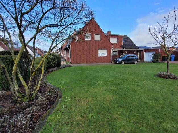 Mehrfamilienhaus zum Kauf 247.000 € 5 Zimmer 98 m² 450 m² Grundstück frei ab 01.05.2026 Greven 48268