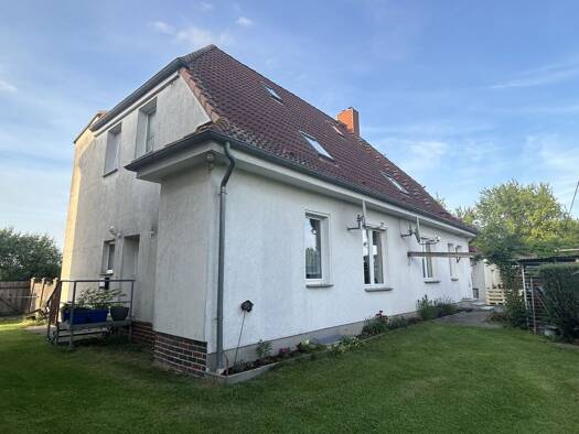 Mehrfamilienhaus zum Kauf 360.000 € 7 Zimmer 207 m² 2.265 m² Grundstück frei ab sofort Grevesmühlen Grevesmühlen 23936