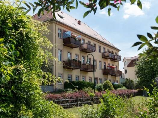 Wohnung zur Miete 240 € 1 Zimmer 39 m² 1. Geschoss frei ab sofort Dresdener Str. 6 Oschatz 04758