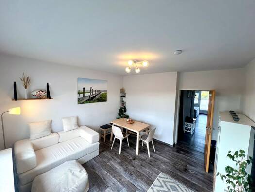 Penthouse zur Miete 850 € 2,5 Zimmer 61 m² Geschoss 4/5 frei ab sofort Offenhausen Neu-Ulm 89231
