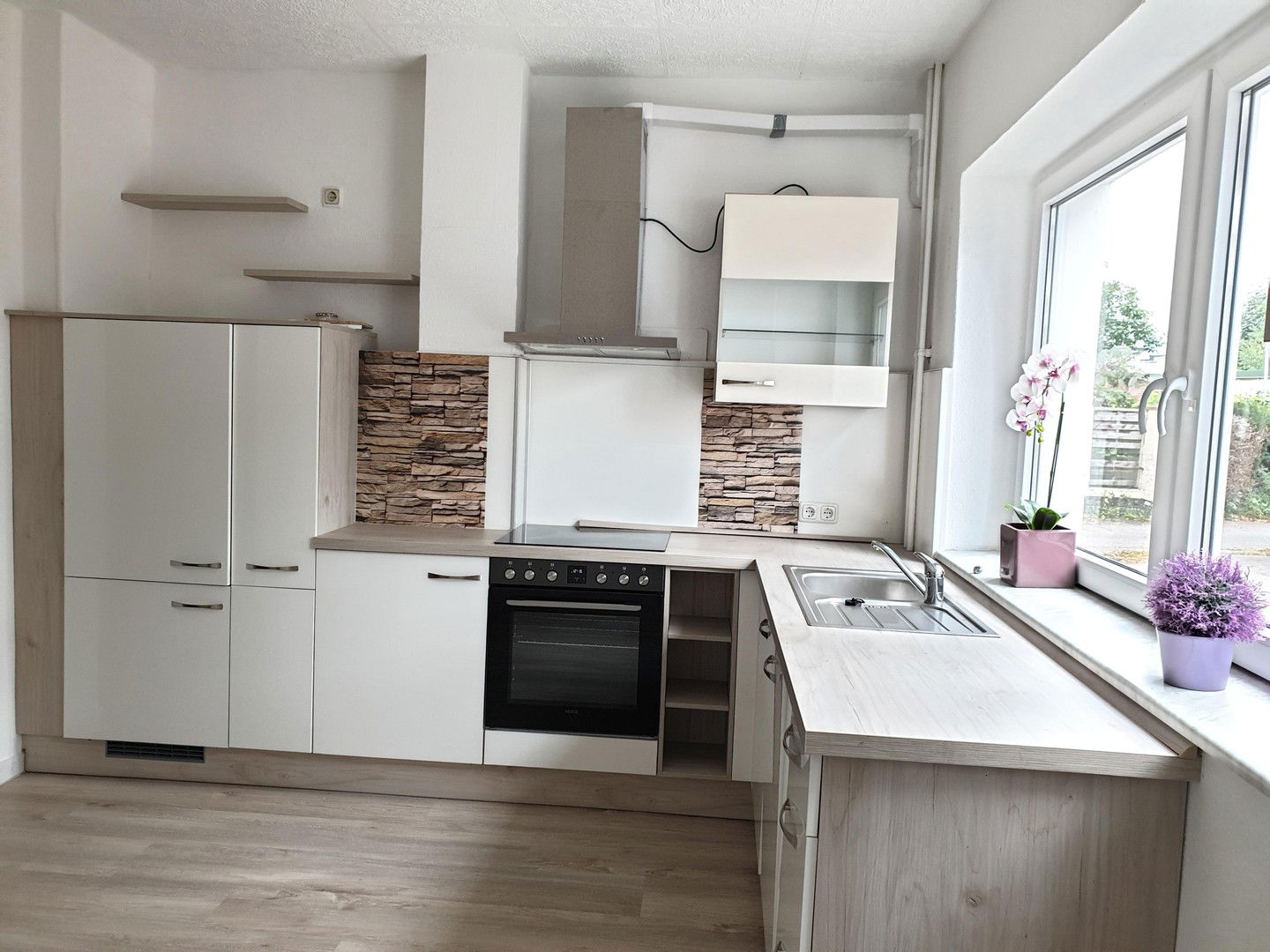 Wohnung zur Miete 796 € 4 Zimmer 100 m²<br/>Wohnfläche EG<br/>Geschoss 01.11.2024<br/>Verfügbarkeit Hohenlockstedt 25551