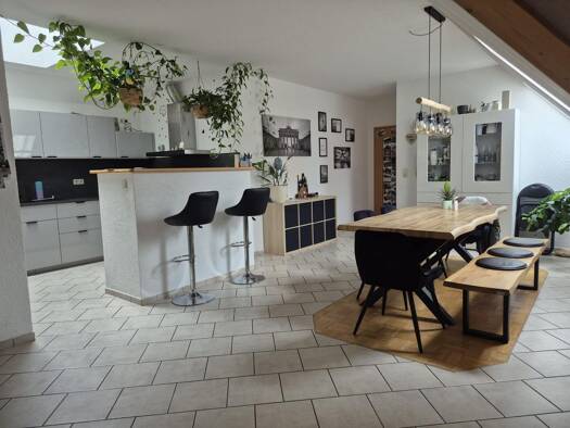 Maisonette zur Miete 1.190 € 4 Zimmer 143 m² Geschoss 1/1 frei ab 01.10.2026 Unterpleichfeld Unterpleichfeld 97294