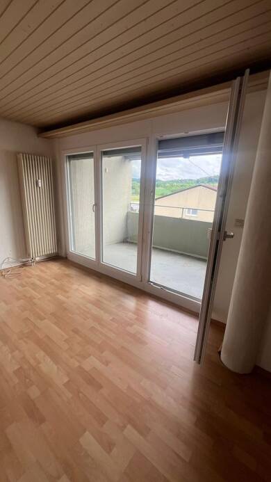 Wohnung zur Miete 590 € 2,5 Zimmer 65 m² Geschoss 4/4 frei ab sofort Sulzerstraße 4 Lottstetten Lottstetten 79807