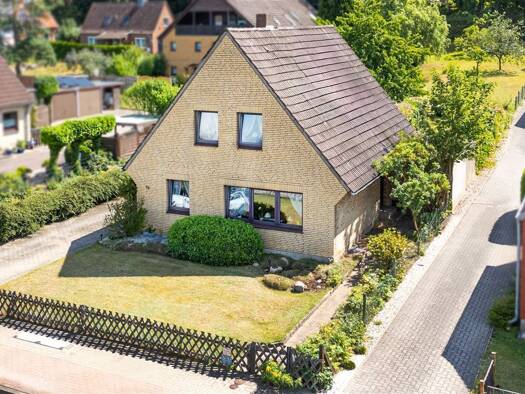 Einfamilienhaus zum Kauf 284.000 € 6 Zimmer 130 m² 628 m² Grundstück Mölln 23879