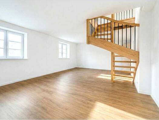 Maisonette zur Miete 1.330 € 5,5 Zimmer 145 m² Geschoss 1/4 frei ab 01.05.2026 Borna-Heinersdorf Chemnitz 09114