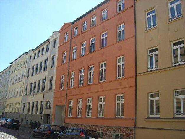 Wohnung zur Miete 595 € 3 Zimmer 69,3 m² frei ab 01.05.2026 Paulsstadt Schwerin 19053