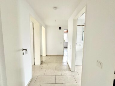 Wohnung zur Miete 732 € 2 Zimmer 61 m² Holzheim Neuss 41472