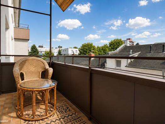 Wohnung zum Kauf 269.500 € 3 Zimmer 80,2 m² 2. Geschoss Wiesbaden Südost 65197