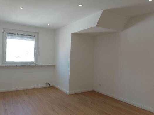Wohnung zur Miete 1.350 € 3 Zimmer 71 m² Geschoss 3/4 frei ab sofort Holweide Köln 51067