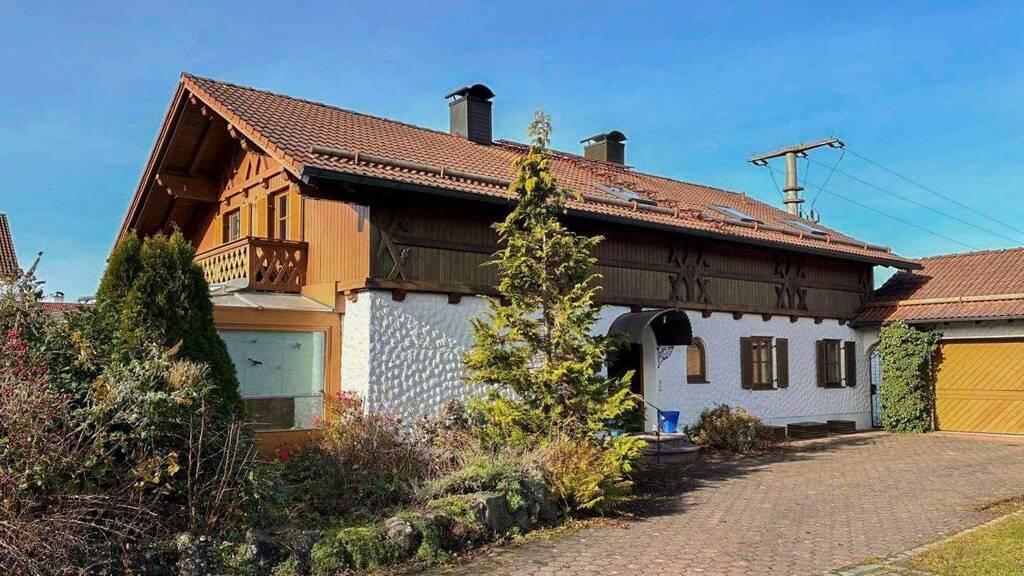 Sonstiges zum Kauf als Kapitalanlage geeignet 890.000 € 6 Zimmer 493,4 m² 710,1 m² Grundstück Peiting 86971