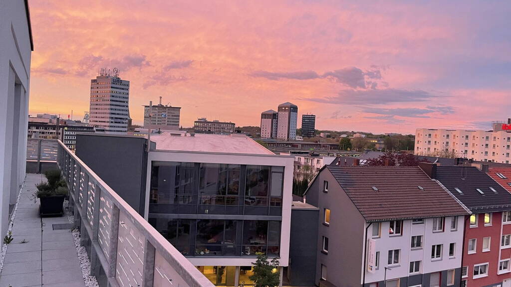Penthouse zur Miete 1.021 € 2,5 Zimmer 76 m² 4. Geschoss frei ab 01.07.2026 Hermannshöhe 42a Innenstadt Bochum 44789