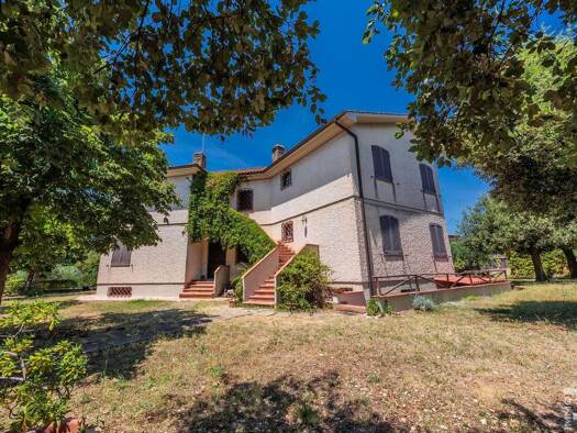 Villa zum Kauf 495.000 € 6 Zimmer 360 m² 2.200 m² Grundstück frei ab sofort Roccastrada 58027