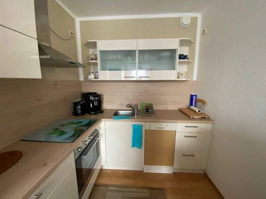 Wohnung zur Miete 409 € 3 Zimmer 57,6 m² 8. Geschoss frei ab 01.02.2026 Würzburger Straße 48 Suhl 98529