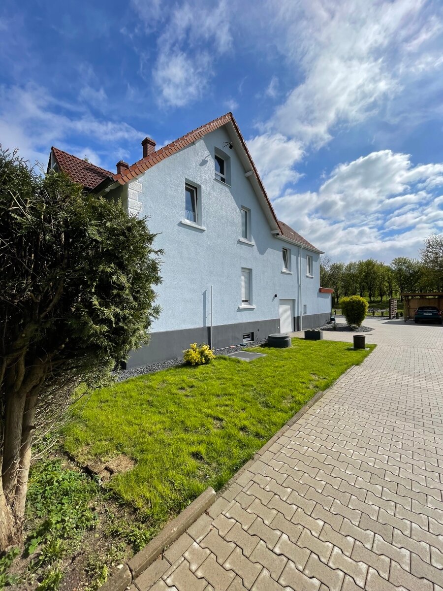 Einfamilienhaus zum Kauf 334.990 € 11 Zimmer 235 m²<br/>Wohnfläche 1.600 m²<br/>Grundstück ab sofort<br/>Verfügbarkeit Pottenhausen Lage 32791