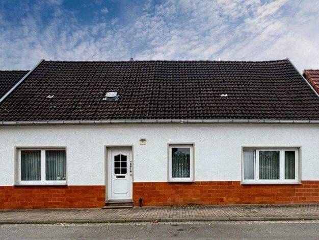 Reihenmittelhaus zum Kauf 54.000 € 3 Zimmer 80 m² 495 m² Grundstück Grimmen 18507