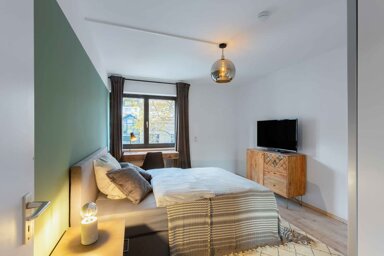 Wohnung zur Miete Wohnen auf Zeit 810 € 6 Zimmer 16 m² frei ab 04.02.2025 Schleiermacherstraße 10 Nordend - Ost Frankfurt am Main 60316