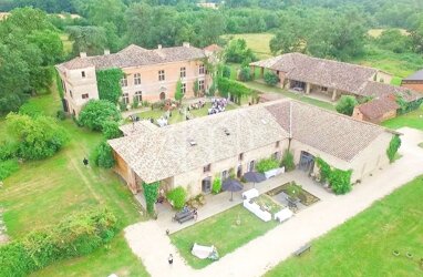 Villa zum Kauf provisionsfrei 1.700.000 € 12 Zimmer 850 m² 249.691 m² Grundstück Centre Ville Montauban 82000