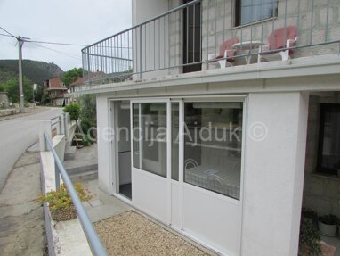 Haus zum Kauf 109.000 € 2 Zimmer 60 m² 339 m² Grundstück Imotski center