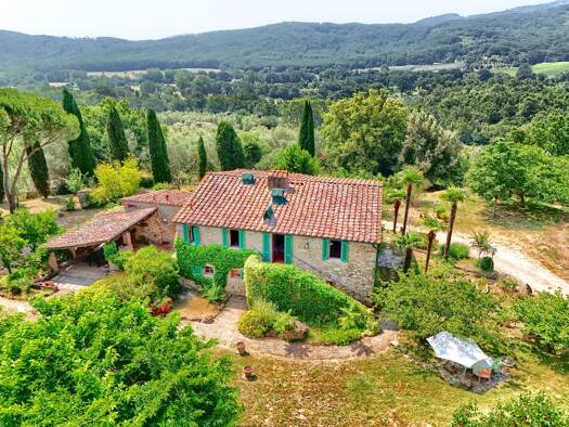 Bauernhaus zum Kauf 1.100.000 € 8 Zimmer 370 m² 63.000 m² Grundstück Panoramablick Sassetta 57020