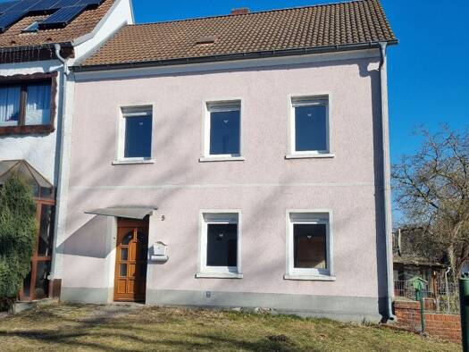 Einfamilienhaus zum Kauf 270.000 € 4 Zimmer 114 m² 743 m² Grundstück frei ab sofort Kietzstraße 5 Plaue Brandenburg an der Havel 14774