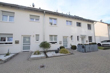 Reihenmittelhaus zum Kauf 525.000 € 5 Zimmer 132,1 m² 200 m² Grundstück Mundenheim / Stadtbezirk 512 Ludwigshafen / Mundenheim 67065