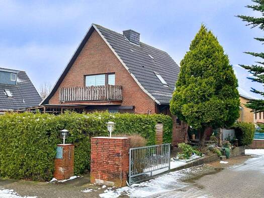 Einfamilienhaus zum Kauf 289.000 € 5 Zimmer 124 m² 425 m² Grundstück Wahlstedt 23812