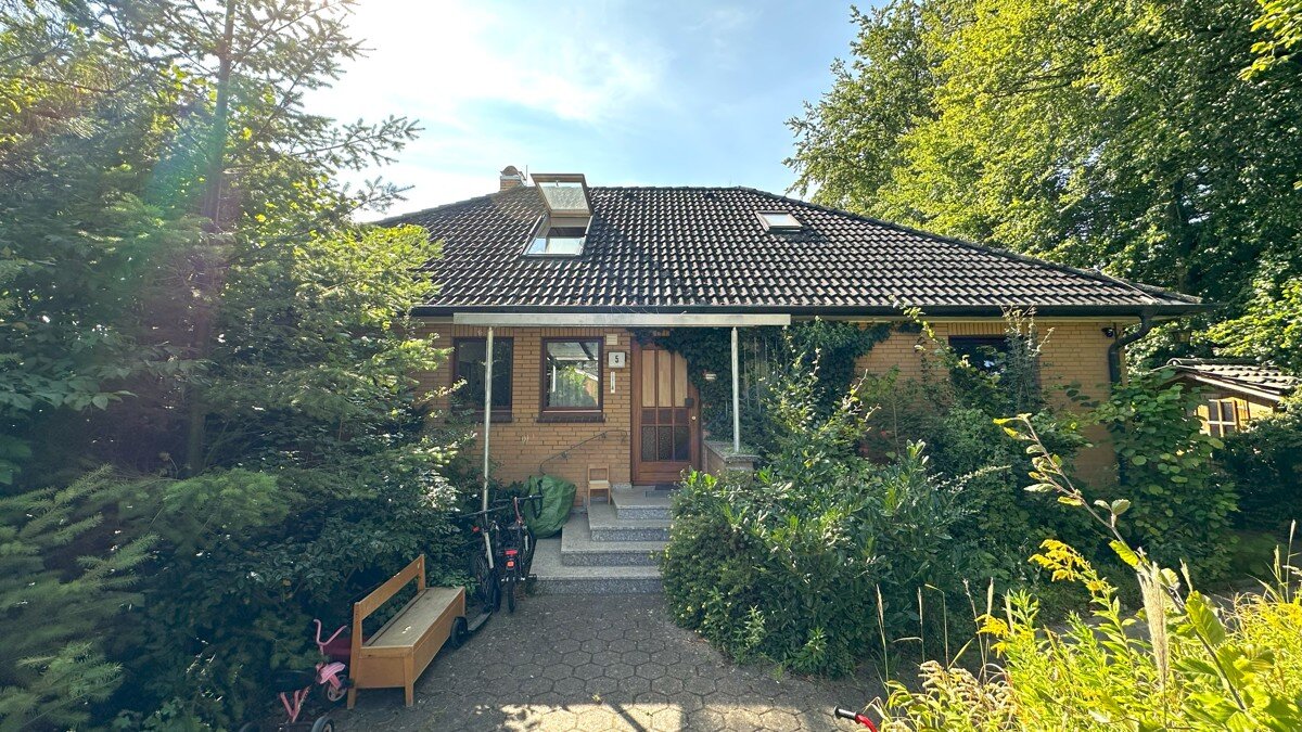 Haus zum Kauf 585.000 € 9 Zimmer 255,8 m²<br/>Wohnfläche 948 m²<br/>Grundstück Reppenstedt Reppenstedt 21391