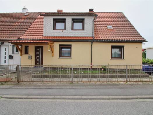 Doppelhaushälfte zum Kauf 220.000 € 5 Zimmer 130 m² 691 m² Grundstück Zella-Mehlis 98544